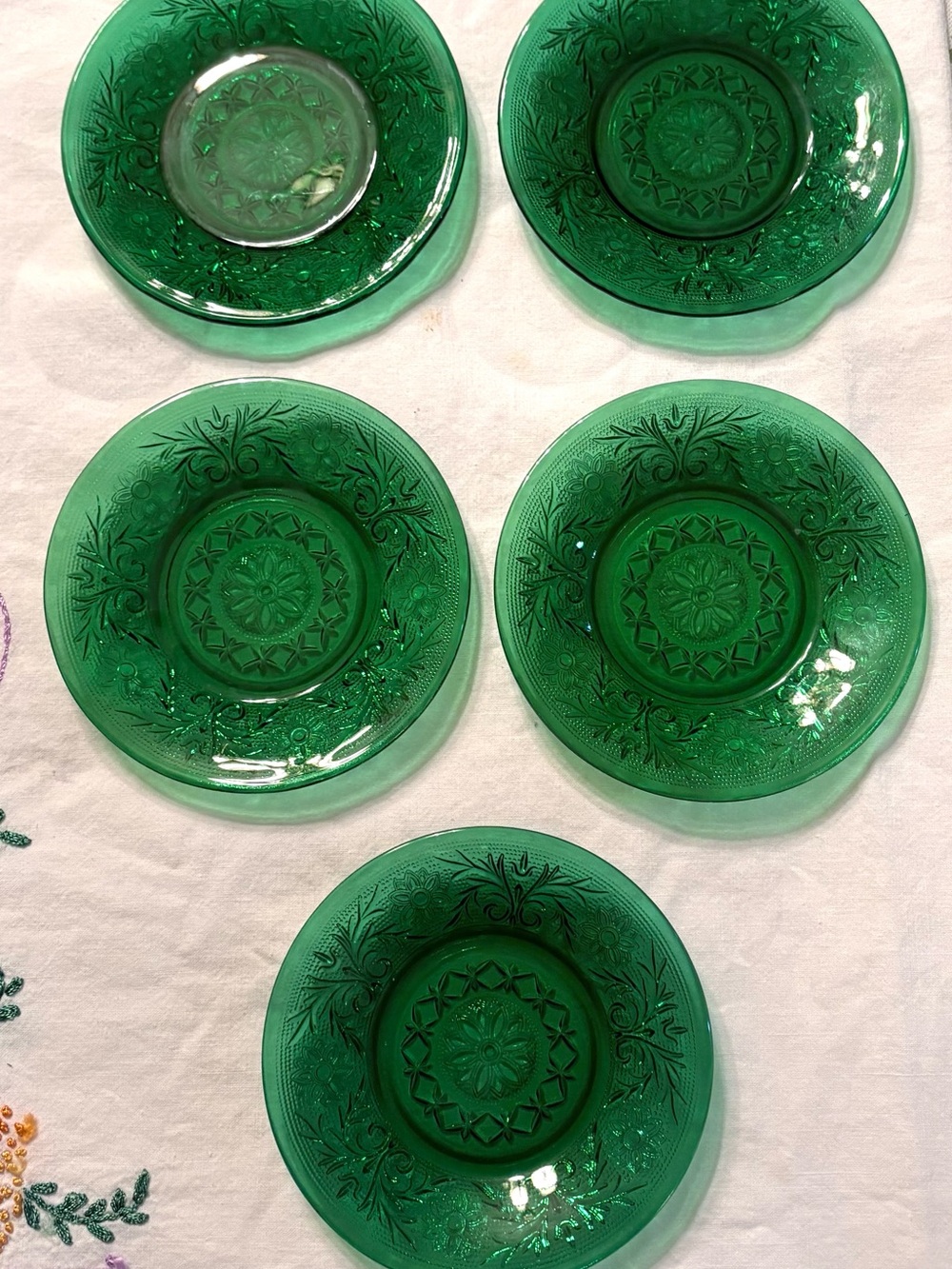 Vintage 4.5” Anchor Hocking Forest Green Glass Saucer/Plate - set of 5